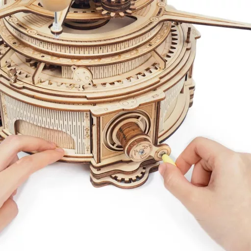 ROKR 3D fa puzzle – Mechanikus planetárium
