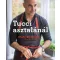 Tucci asztalánál